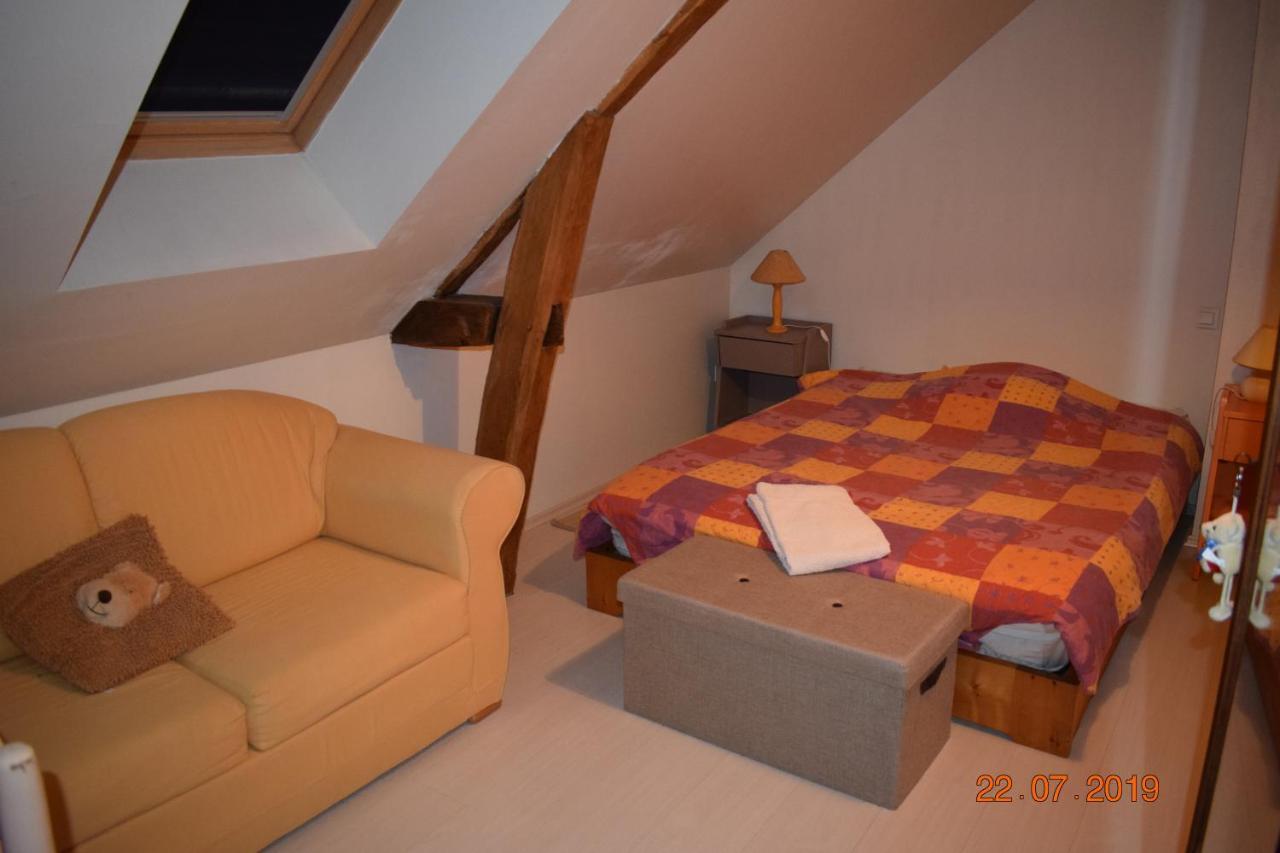 Bed and Breakfast Au Calme Houssay  Номер фото